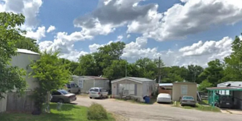 FRONTIER VALLEY - HOMES (4)